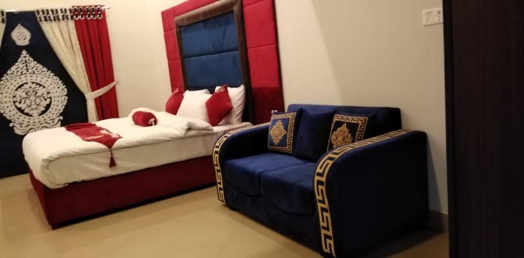 Hotel The Holiday Lahore Exterior foto