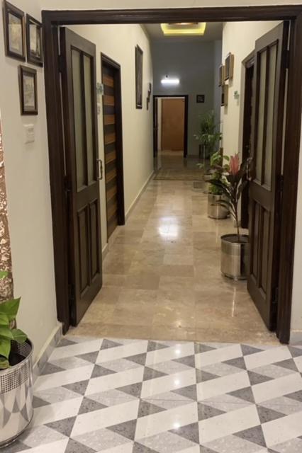 Hotel The Holiday Lahore Exterior foto
